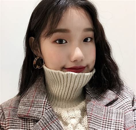 Nhan sắc của cô dâu trong bộ ảnh cưới tình nhất và hot nhất Facebook hôm nay