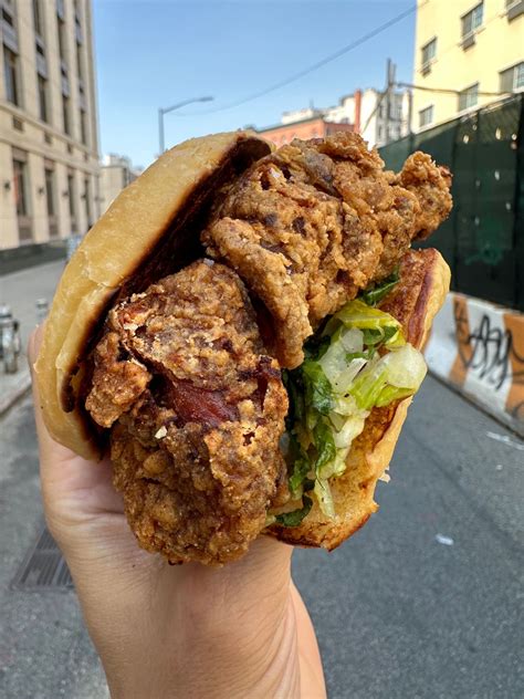 The Best Chicken Sandwiches In New York A Man And His Sandwich