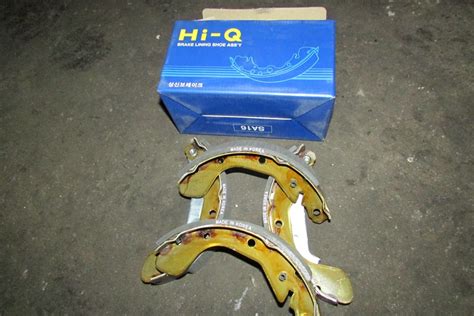 Замена задних тормозных колодок — Chevrolet Aveo Sedan (1G), 1,6 л ...