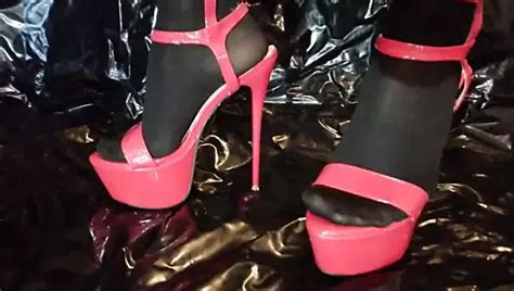 Lady L Crush Clock With Red Boots European Porn XHamster