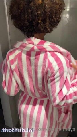 Watch Free Stormi Maya Showing Pussy In Nude Shower Porn Video CamPorn IS