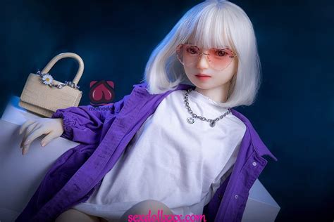 Cute Pronstar Nude Tall Sex Doll Sex Adriana SexDollxxx