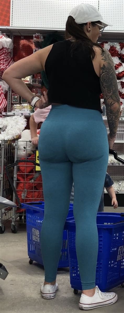 Nerdy Milf In Light Blue Leggings With A Top Tier Donk Spandex Leggings Yoga Pants Forum