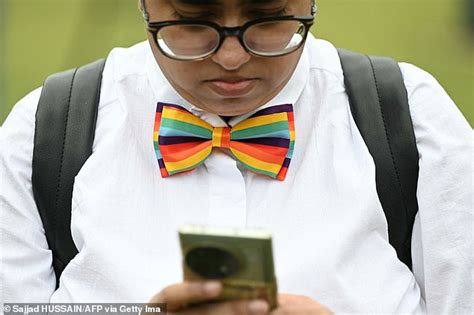 India S Top Court Refuses To Legalise Same Sex Marriage In Landmark Verdict Daily Mail Online