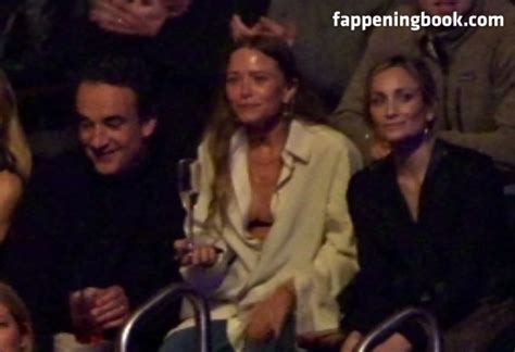 Mary Kate Olsen Nude OnlyFans Leaks Fappening Page FappeningBook
