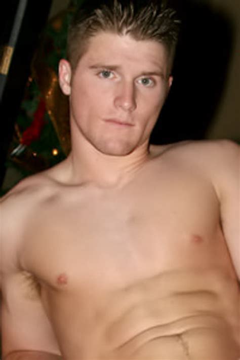 Pierce NDS Gay Porn Star Database At WAYBIG