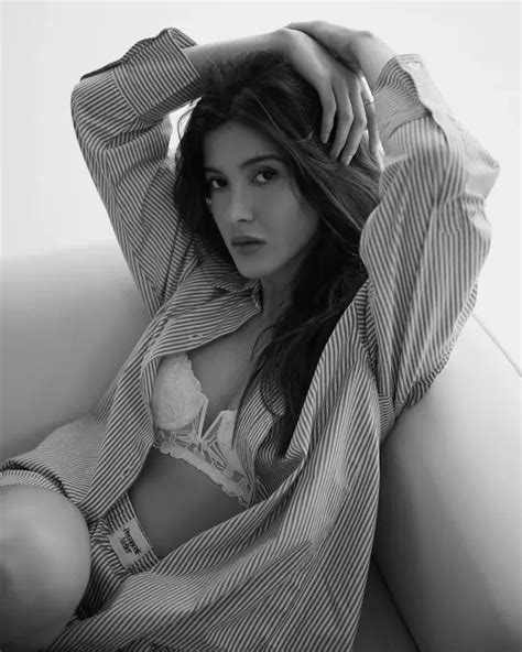Hot Shanaya Kapoor Shows Off Big Boobs And Deep Cleavage In A White Bralette Striped Shorts