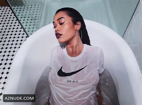 Amber Mark Nude And Sexy Photos From Instagram 2019 2020 AZNude