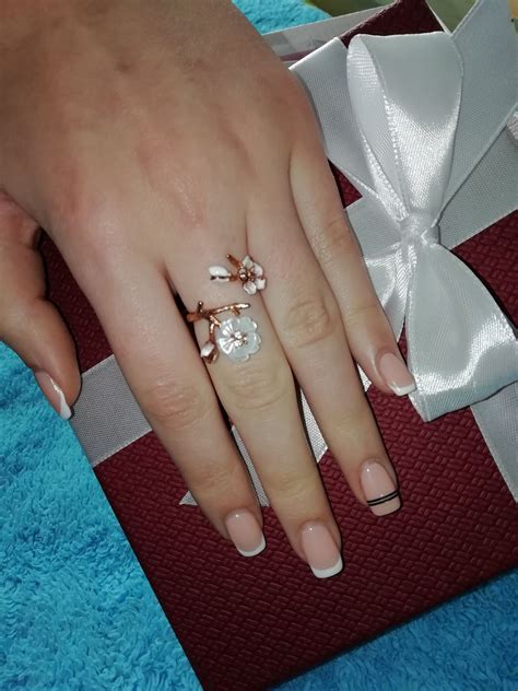 Серебряное кольцо с перламутром и эмалью SUNLIGHT: красное и розовое ...