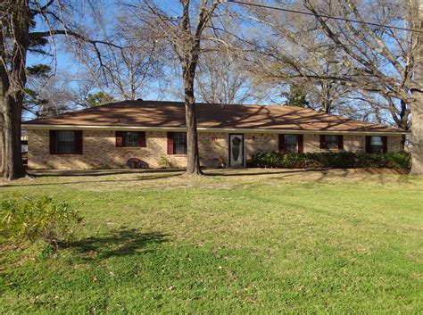 347 Omaha St Gladewater Tx 75647 Trulia