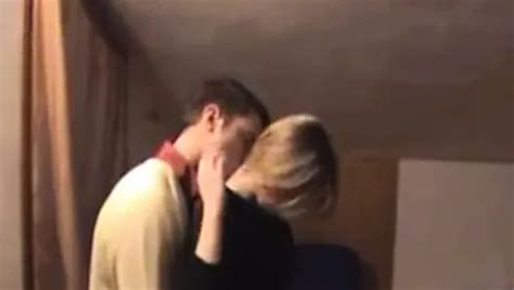 Amateur Mmf Dreier Freundin Geteilt Xhamster