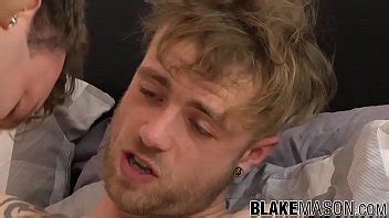 Horny UK Gays Exchange Blowjobs Before Hard Ass Pounding XVIDEOS