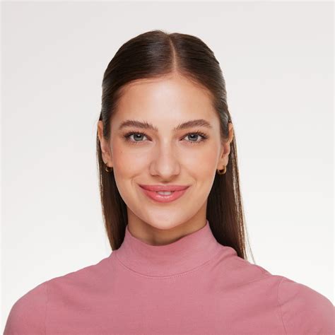 Купи essence червило hydra MAT Peach it! онлайн