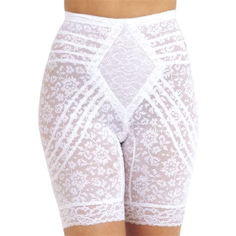 Трусы женские с разрезом спереди на девушках - 88 фото