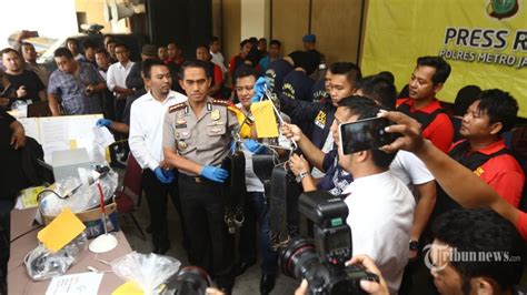 Pesta Syahwat Kaum Gay Di Semarang Pakai Striptis Tapi Lebih Privat TribunNews