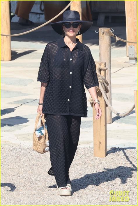 Jessica Alba Rocks Black Bikini While On Vacation With Cash Warren In Mykonos Photo