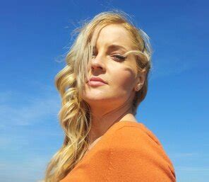 Playing After Lunch Date Porn Pic