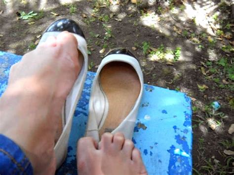 Latina Central American Soles And Feet April