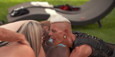 Mature Swinger Orgy With Everyone Fucking Like Crazy ZB Porn