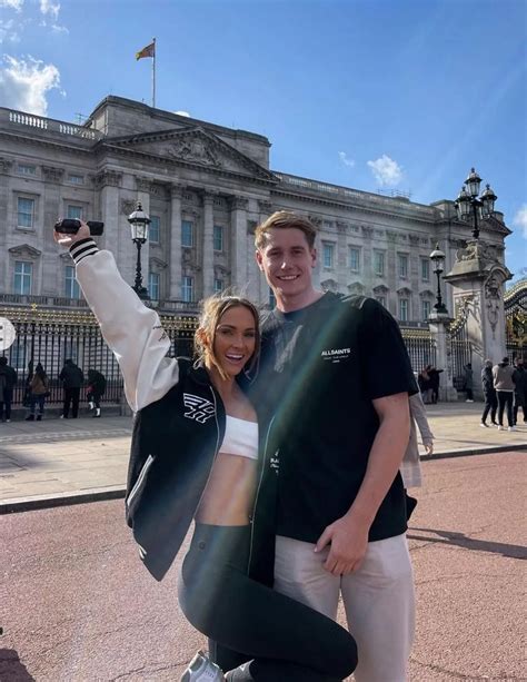 Love Island S Jessie Admits Sex With Will Is Million Times Better Out Of Villa Daily Star