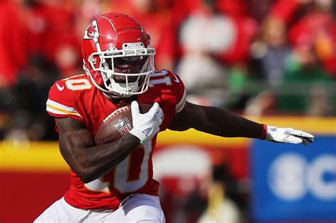 Tyreek Hill trade: Dolphins now fastest team in the NFL - Turf Show Times