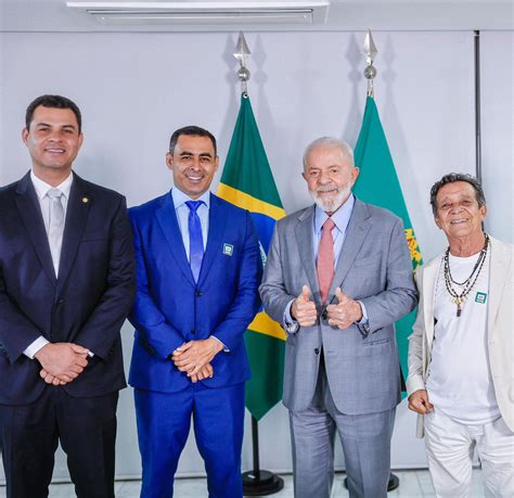 Ap S An Ncio De Patroc Nio Hist Rico Lula Recebe Saullo Vianna E