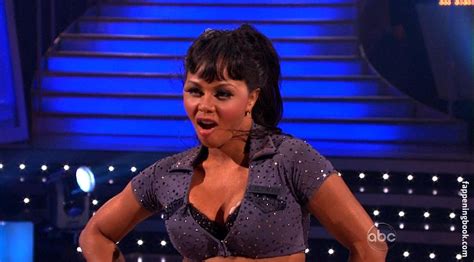 Lil Kim Nude OnlyFans Leaks Fappening FappeningBook