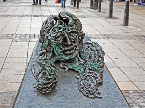 Near Trafalgar Square Feb 2011 Sculpture Oscar Wilde Flickr