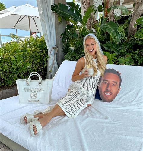 Meet Ashley Brewer, 'gorgeous' ESPN host on SportsCenter who was a