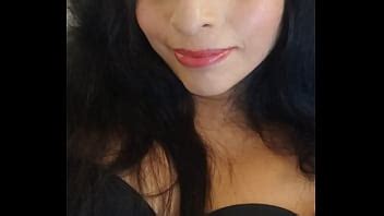 Chica trans peruana masturbándose rico XVIDEOS