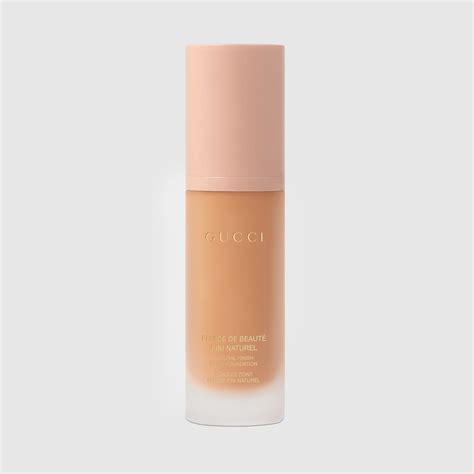 270C Fluide De Beauté Fini Naturel foundation in shade 270C GUCCI UK