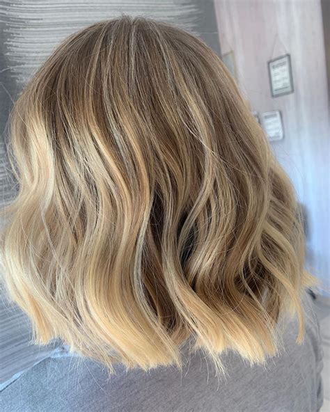 Babylights Babylights And Balayage Blonde Bob Wavy Bob Beachy Bob Textured Hair Undone
