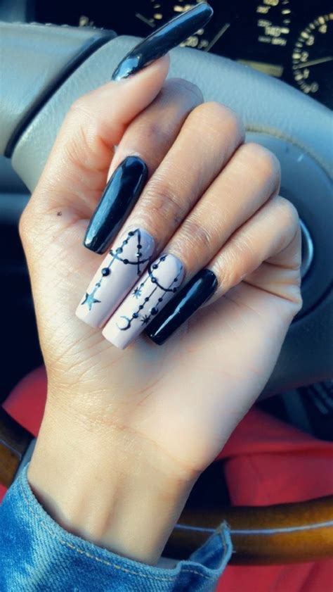 Instagram Nails By Tarshae Black And Nude Nails Cute Black