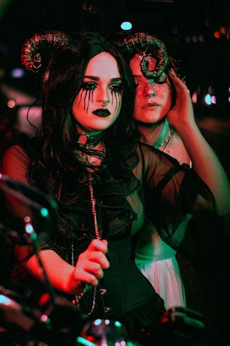 Angel And Devil Photos, Download The BEST Free Angel And Devil Stock ...