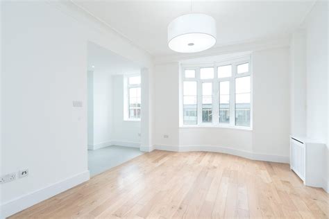1 bedroom property to rent in Grove End Gardens, Grove End Road, St
