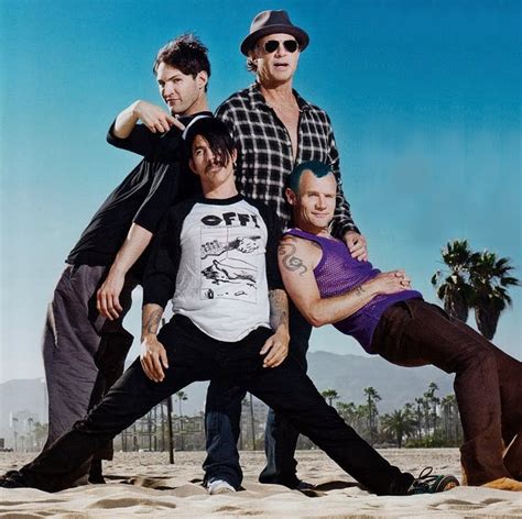 Red Hot Chili Peppers Brasil Red Hot Chili Peppers irá lançar Tour Edition do álbum I m With You
