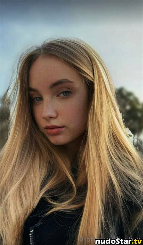 T I N A S U M M E R Tiny Tyan Nude OnlyFans Photo Nudostar TV