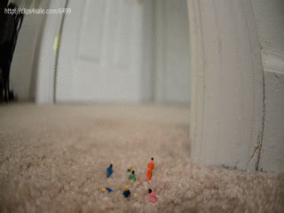 MissKhrist Finds Another Group Of Fleas SQUASH MOV Amateur Soles Giantess And Footjobs