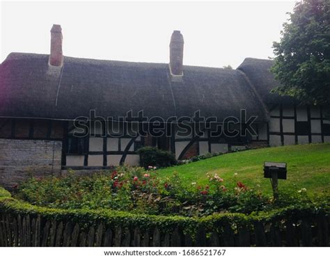 Anne Hathaway House Stratford Upon Avon Stock Photo 1686521767