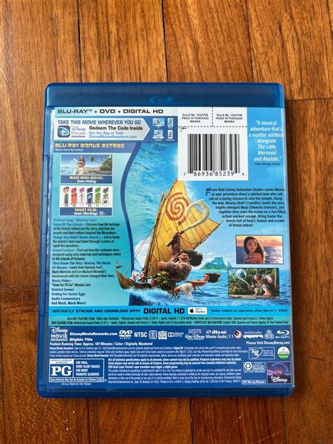 Moana Blu Ray Dvd Hobbies Toys Music Media Cds Dvds On Carousell