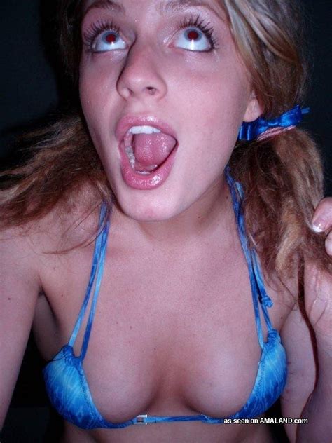 Honey In A Bikini Flashes Her Tits While Camwhoring Porn Pictures XXX Photos Sex Images