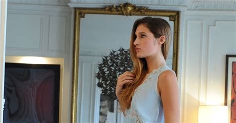 Honey Bee Lingerie Blog When A Woman Wears Lingerie That She Feels Confident In She Walks