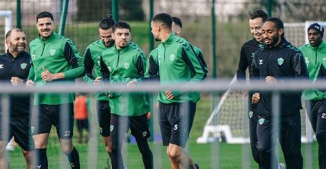 Asse Un Stéphanois Bientôt De Retour Dans Le Groupe De Laurent Batlles