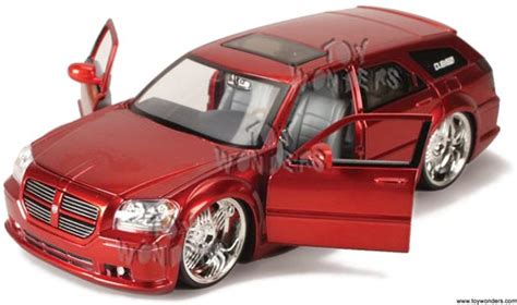 2006 Dodge Magnum Rt By Jada Toys Dub City 124 Scale Diecast Model Car