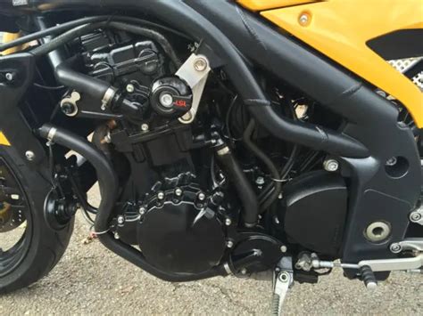 TRIUMPH SPEED TRIPLE NAKED STREET FIGHTER