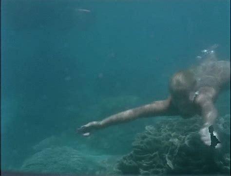 V Ronique Jannot Nude Pics Page