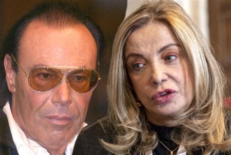 Simona Izzo La Relazione Spezzata Con Antonello Venditti Da Tre Anni