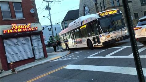 Bee Line Bus 2009 Nabi 40 Lfw Route 8 To Mt St Vincent 248 Yonkers Elm