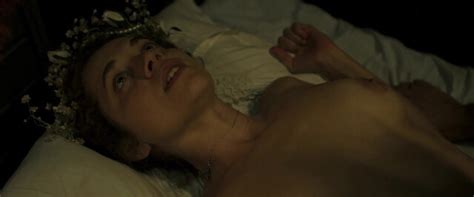 Nude Video Celebs Bruna Linzmeyer Nude Marina Provenzzano Nude Mariana Ximenes Nude Amanda