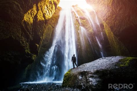 Poster Wasserfall In Der H Hle Nach Ma Myredro De